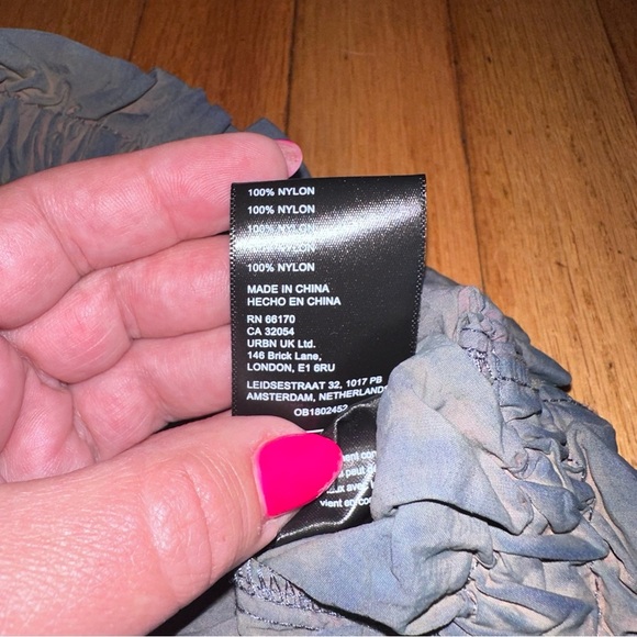 NWOT UO Sloan Nylon Balloon Pant - Picture 7 of 8